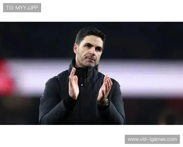 阿贾克斯推动津琴科租借事宜，球员周二体检